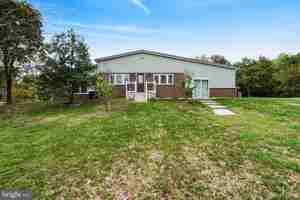 featured image of 30 April Ln