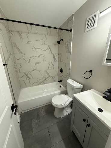 319 Columbia Ave - Photo 2 of 3