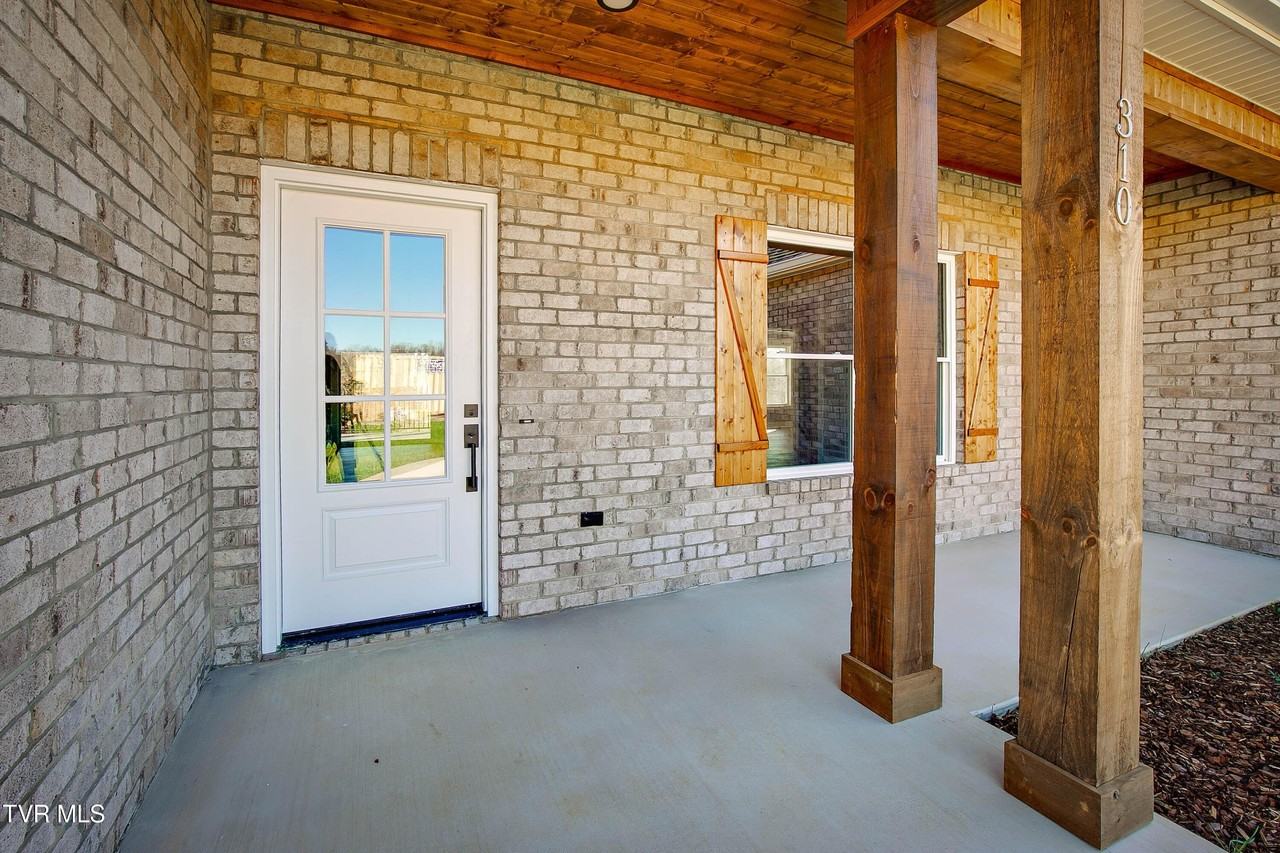 310 Ruby Rose Rdg - Photo 4 of 30