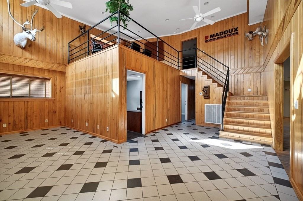 350 Fifth Ave S - Photo 4 of 27