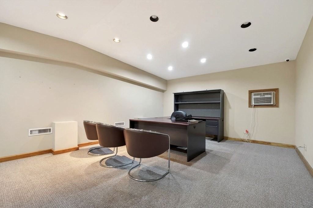 350 Fifth Ave S - Photo 7 of 27