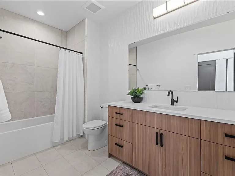 1277 E Echelon Ridge Ln #1291 - Photo 4 of 41