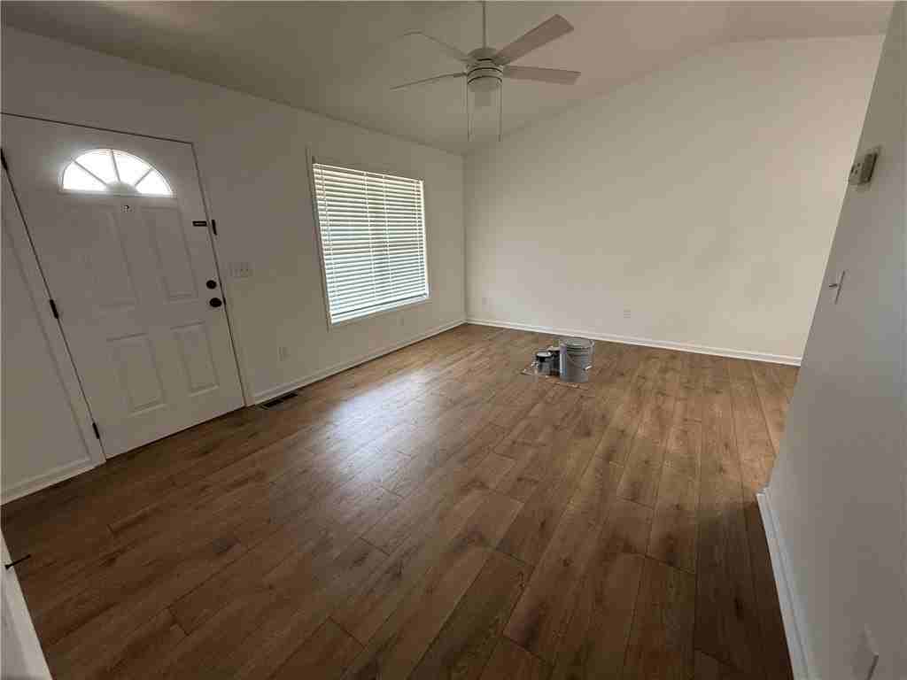 317 Dixie Dr - Photo 5 of 7