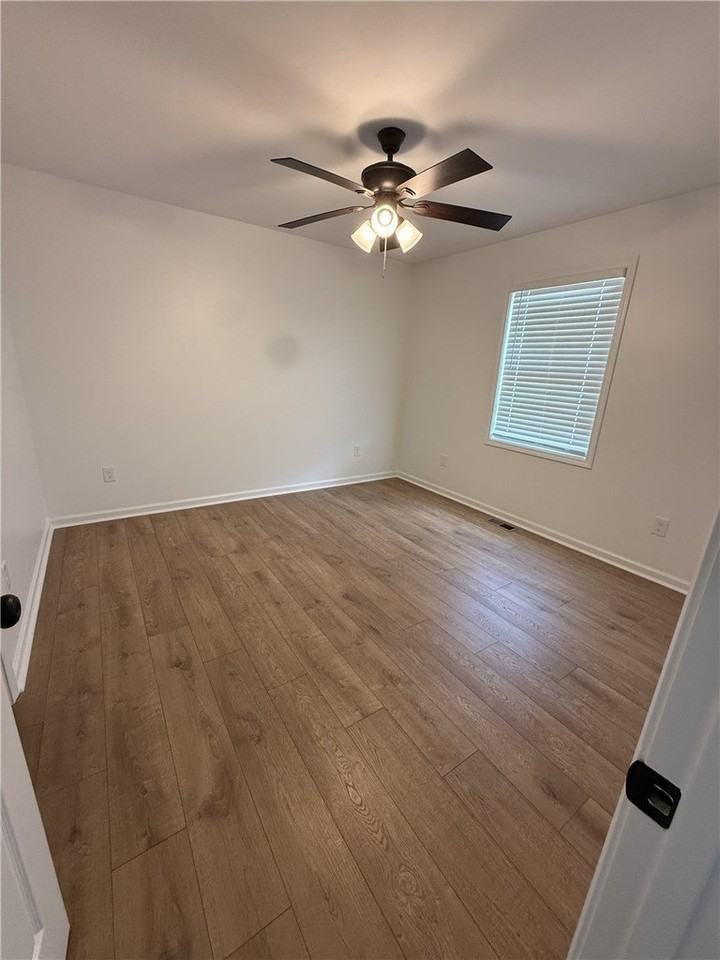 317 Dixie Dr - Photo 7 of 7