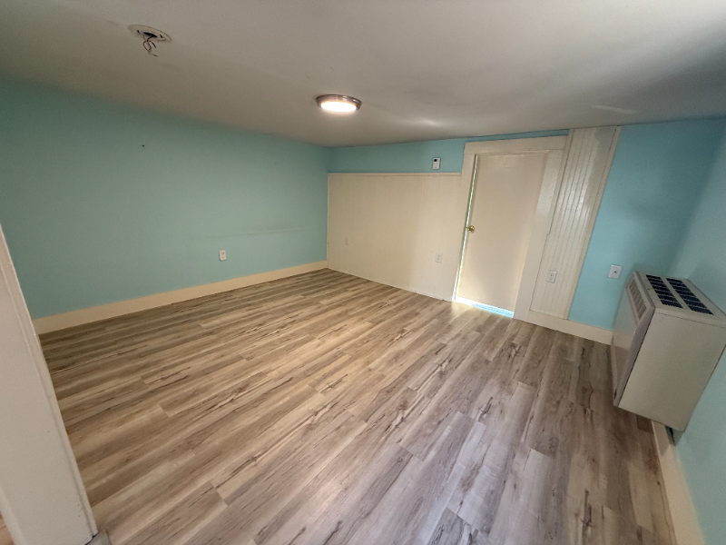 18 L St #B - Photo 2 of 8