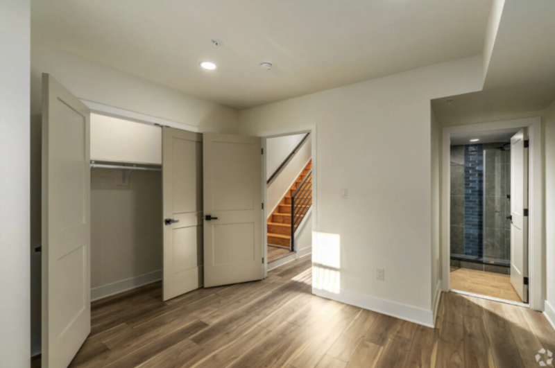 2500 E Tioga St #A25 - Photo 6 of 12