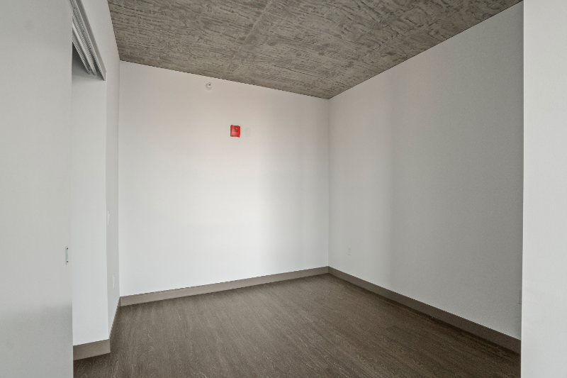 153 N Elizabeth St - Photo 5 of 20