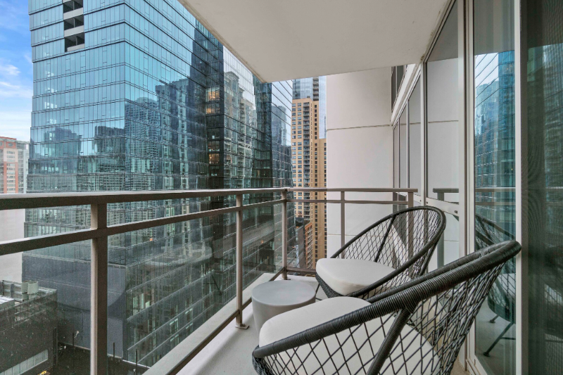 300 E South Water St - Photo 3 of 10