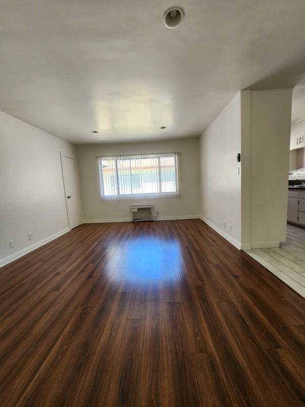 18546 Clark St - Photo 3 of 22