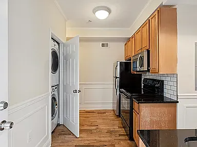 1723 W Master St #10 - Photo 3 of 18