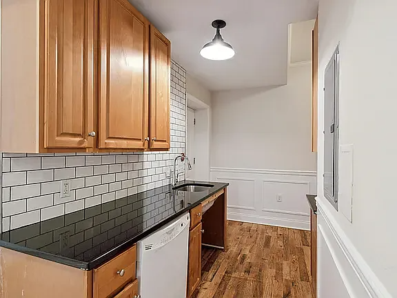 1723 W Master St #10 - Photo 4 of 18