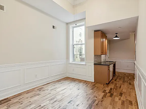1723 W Master St #10 - Photo 5 of 18