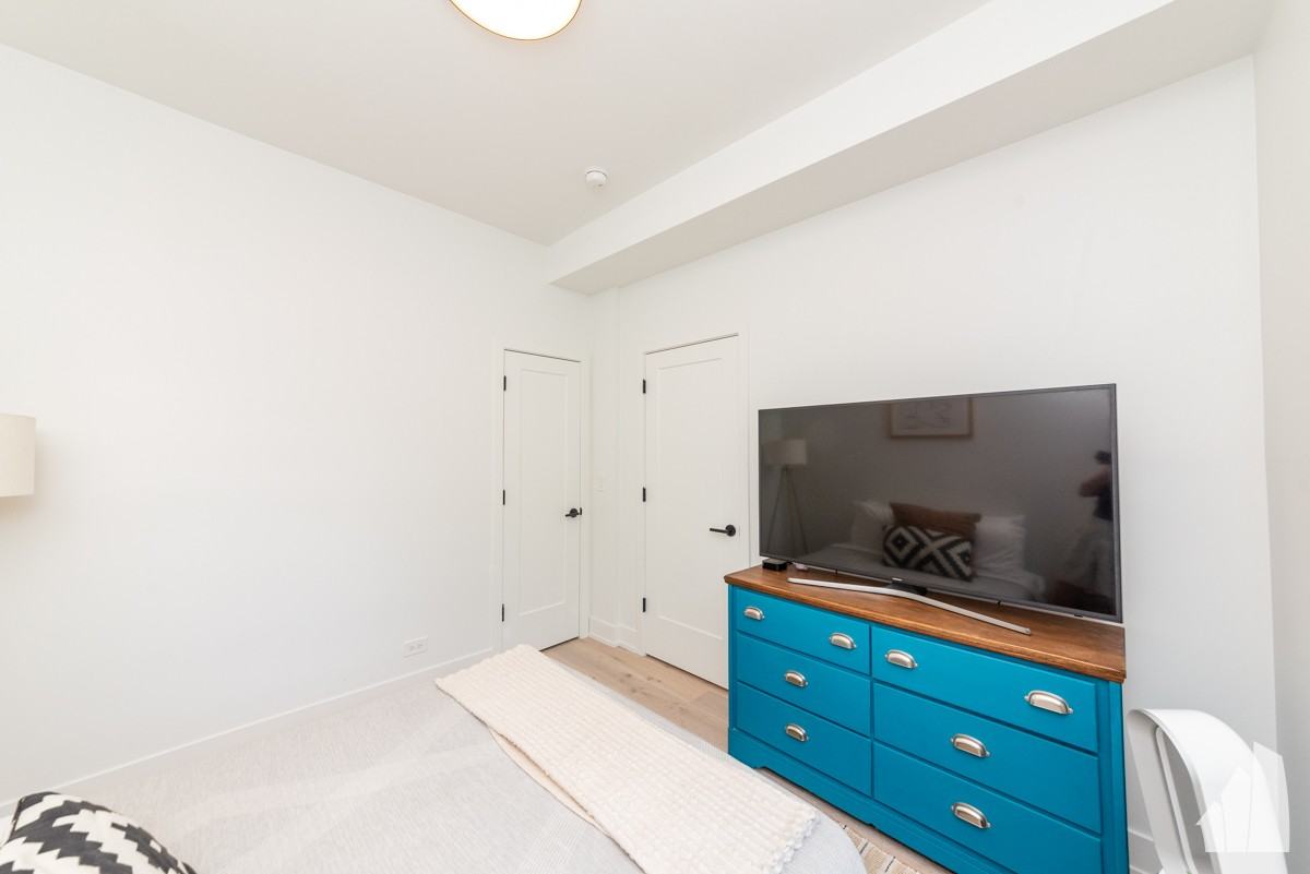 1336 W Bryn Mawr Ave #3F - Photo 7 of 18