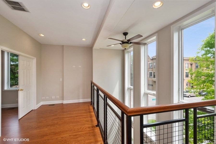 1458 N Artesian Ave #E - Photo 6 of 14