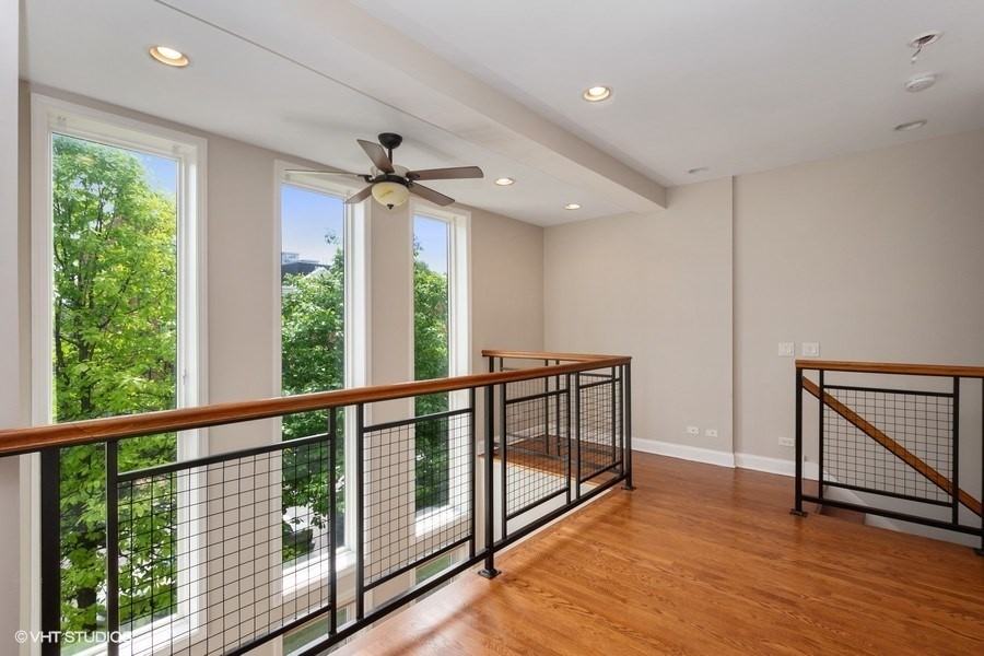 1458 N Artesian Ave #E - Photo 7 of 14