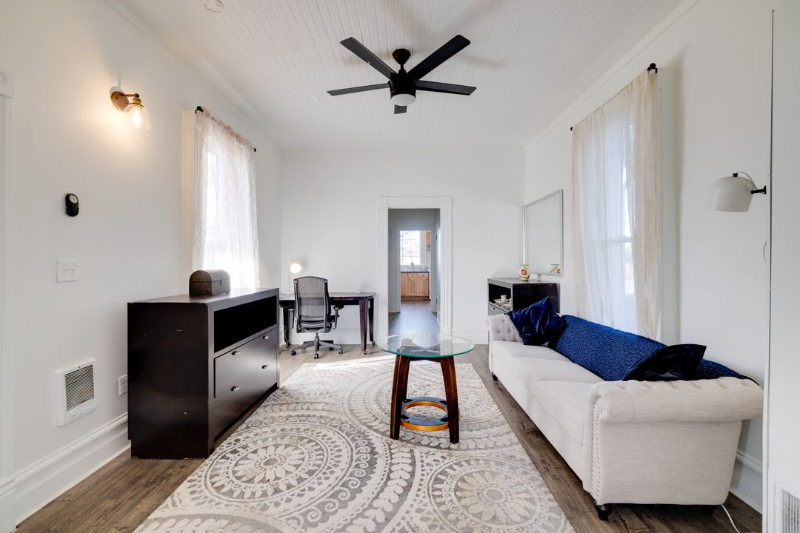 414 S Holladay Dr - Photo 4 of 20