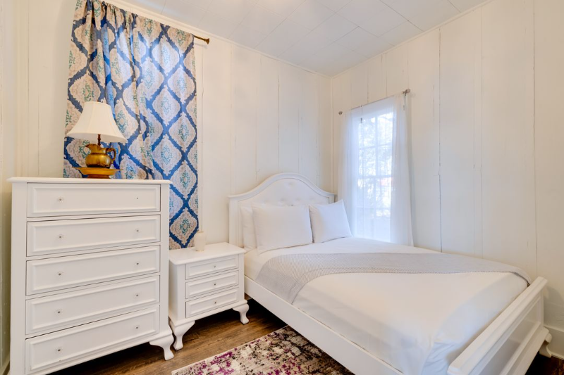 414 S Holladay Dr - Photo 5 of 20