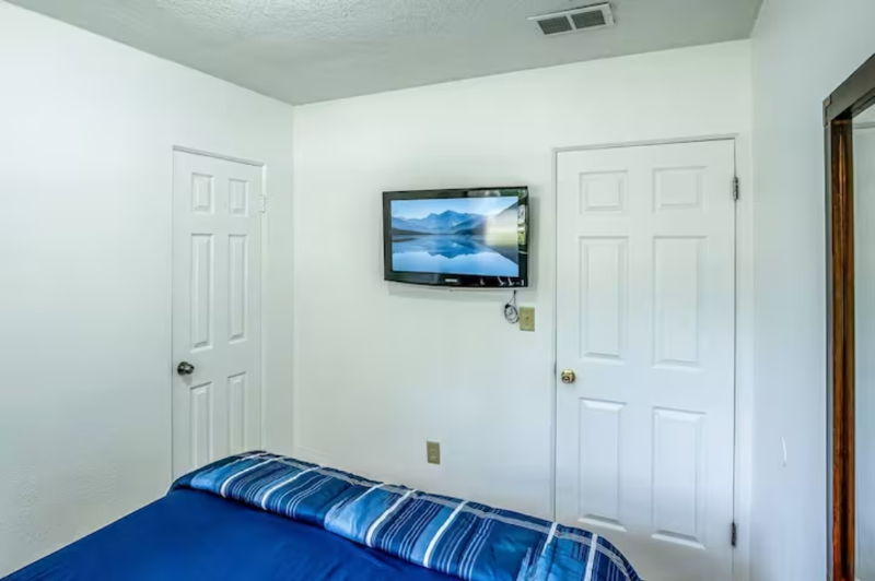2721 Raeford Rd #1 - Photo 2 of 7