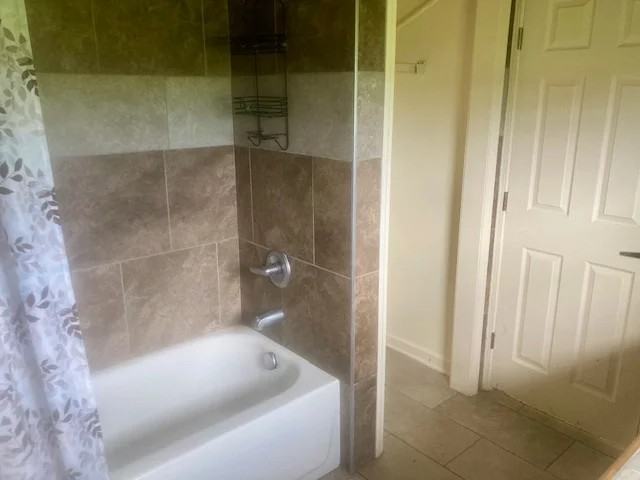 1001 Mcdonald Dr #8 - Photo 6 of 8