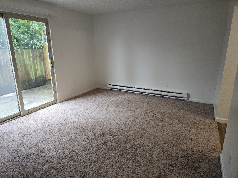 409 E 34th St - Photo 3 of 17