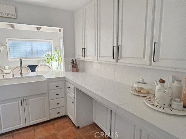 22620 Marjorie Ave - Photo 3 of 8