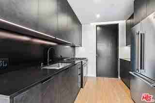 3667 Keystone Ave #433 - Photo 5 of 8