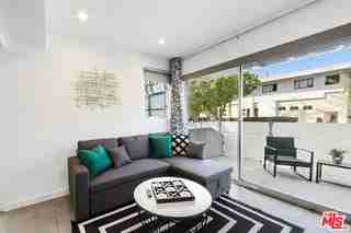 7198 Formosa Fusion Ct - Photo 5 of 8