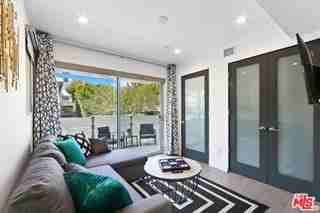 7198 Formosa Fusion Ct - Photo 6 of 8