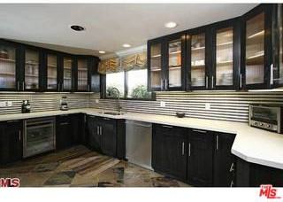 2001 Coldwater Canyon Dr - Photo 4 of 8