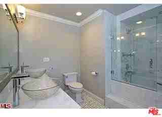 2001 Coldwater Canyon Dr - Photo 7 of 8