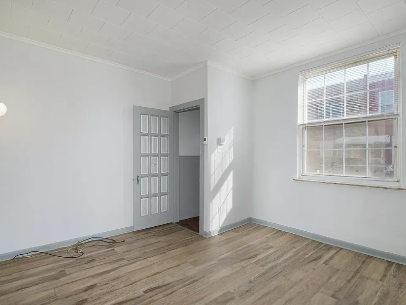 3194 Almond St - Photo 4 of 15