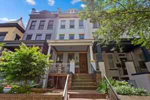 featured image of 1116 Monroe St Nw #1