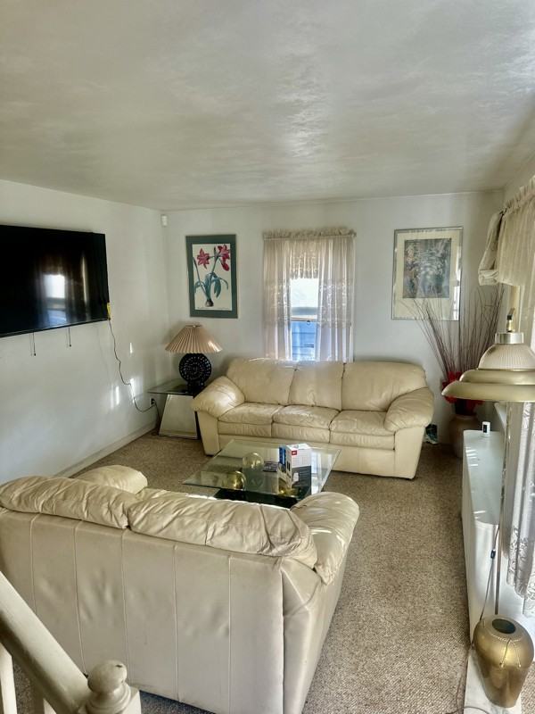 151 Warner St - Photo 3 of 16