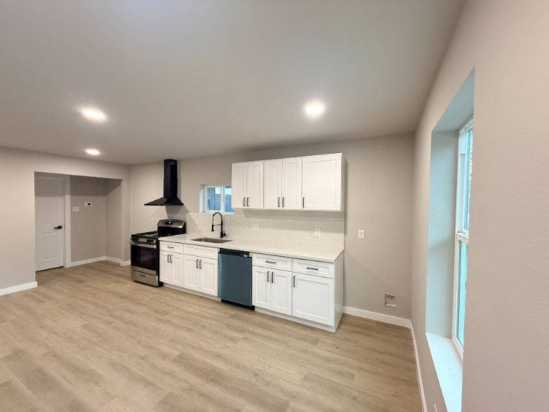 1519 Mckee St #5 - Photo 2 of 11