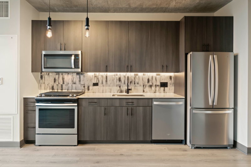 208 N Ada St - Photo 2 of 14
