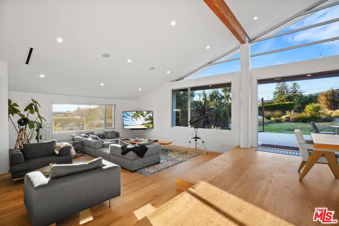 30479 Morning View Dr - Photo 7 of 8