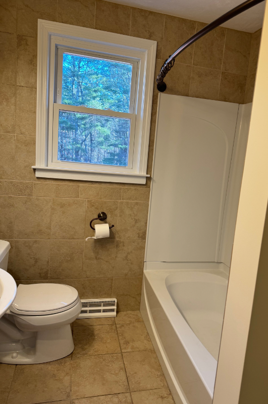 520 Elm St #1 - Photo 4 of 13