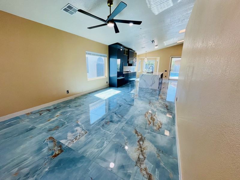 8709 E Gail Rd - Photo 6 of 20