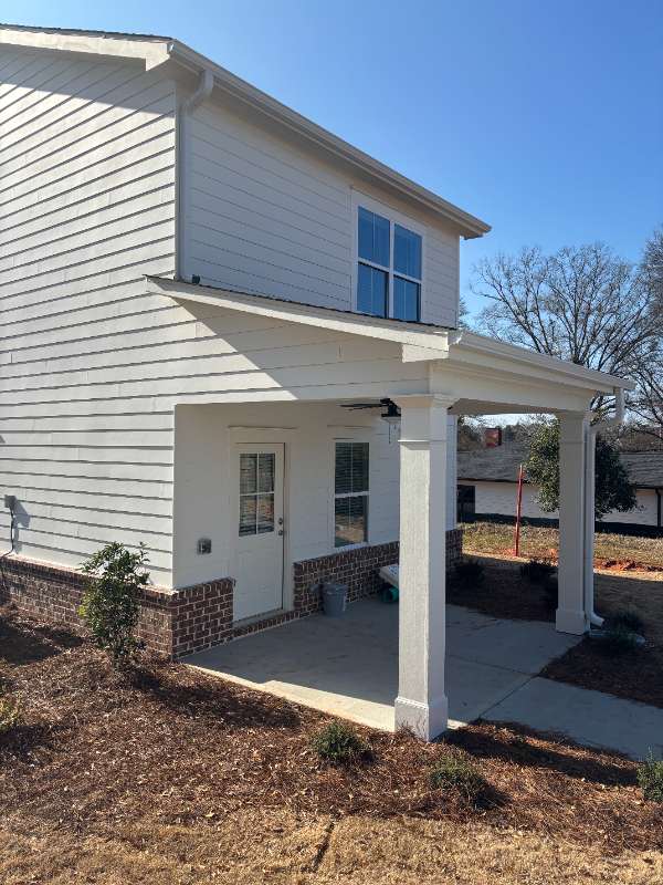 303 Frasier St Se - Photo 2 of 14