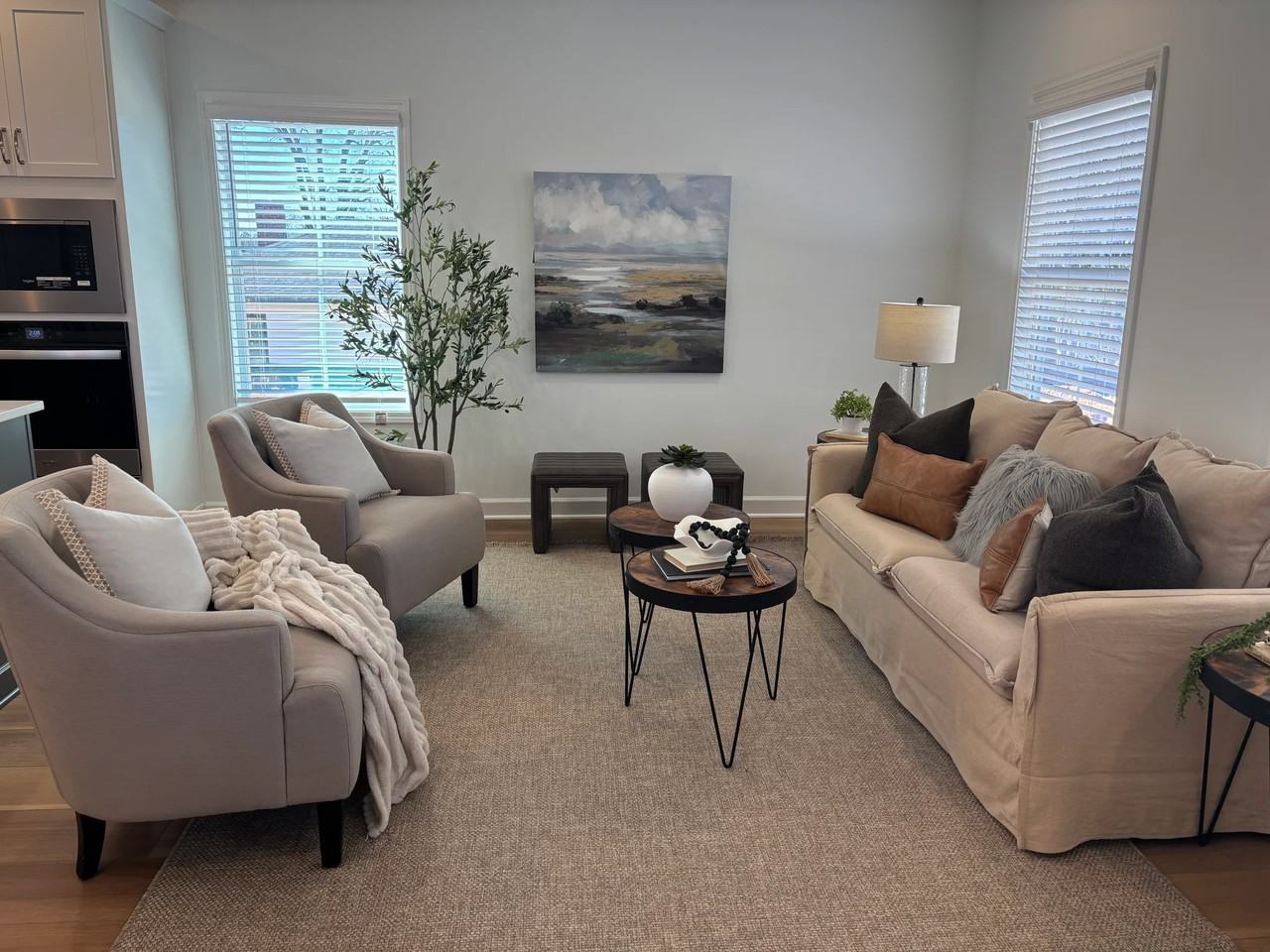 303 Frasier St Se - Photo 3 of 14