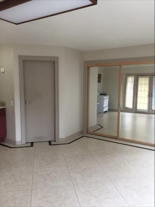 19211 Dodge Ave - Photo 6 of 11