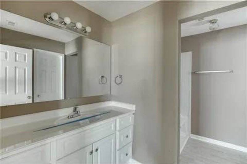 1118 Montague Place Ct - Photo 7 of 12