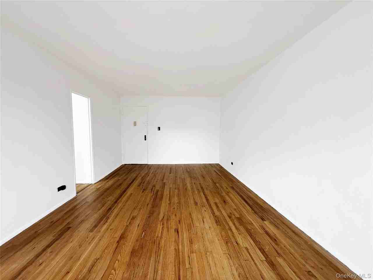 2630 Kingsbridge Ter Apt 5tu - Photo 6 of 7