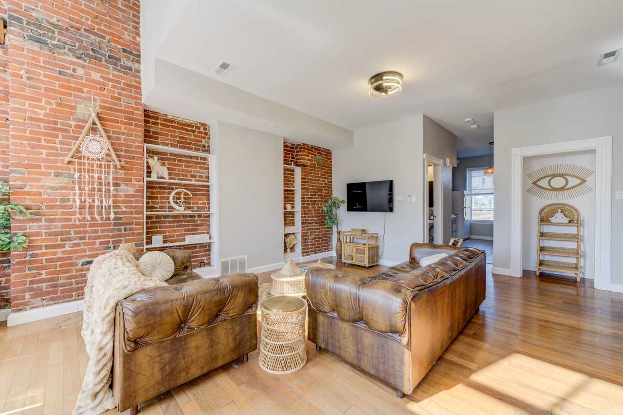 1707 S 9th St - Photo 2 of 11