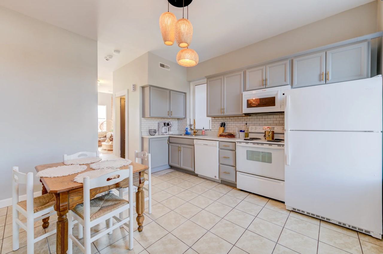 1707 S 9th St - Photo 5 of 11