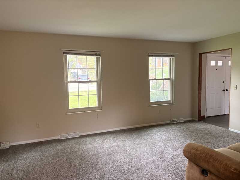 3049 Magnolia Ct - Photo 7 of 12