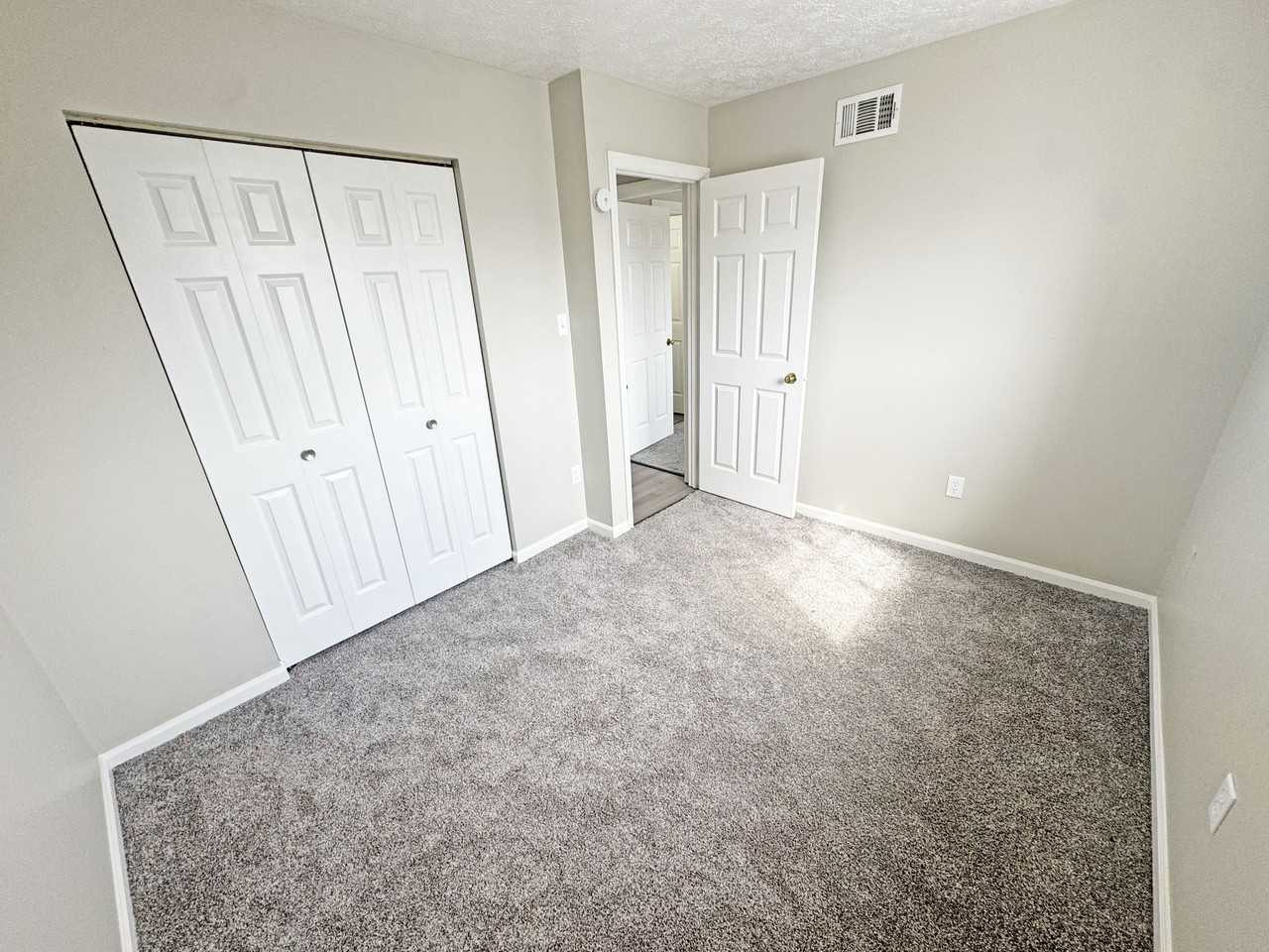 633 Orchard AvenueApt. 10 #10 - Photo 7 of 14