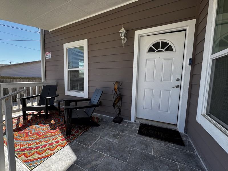 319 S Olive St #3 - Photo 5 of 25