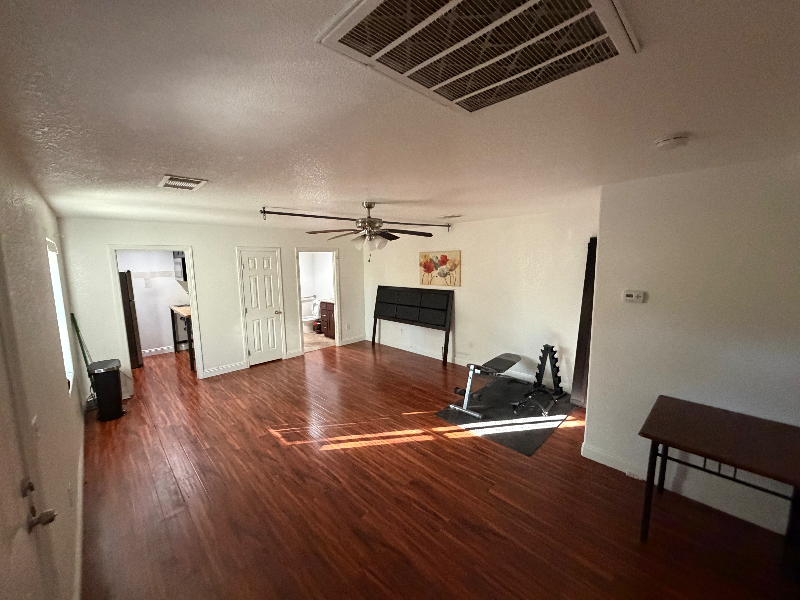 3928 Dream St - Photo 3 of 7