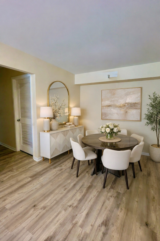 318A Delancey Pl #A - Photo 3 of 19